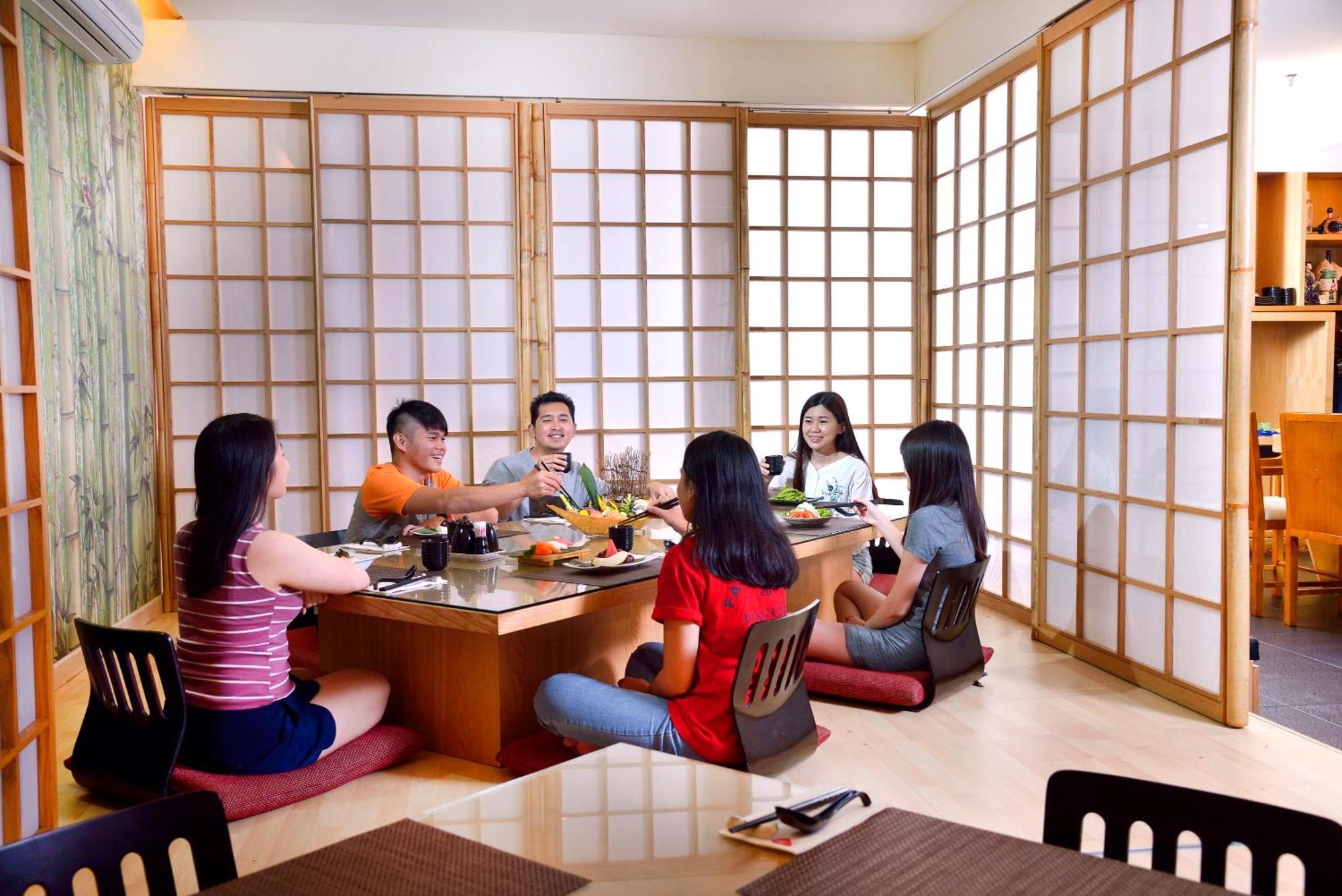 Hotel Grand Lexis Port Dickson Esterno foto A Japanese restaurant in Manila, Philippines